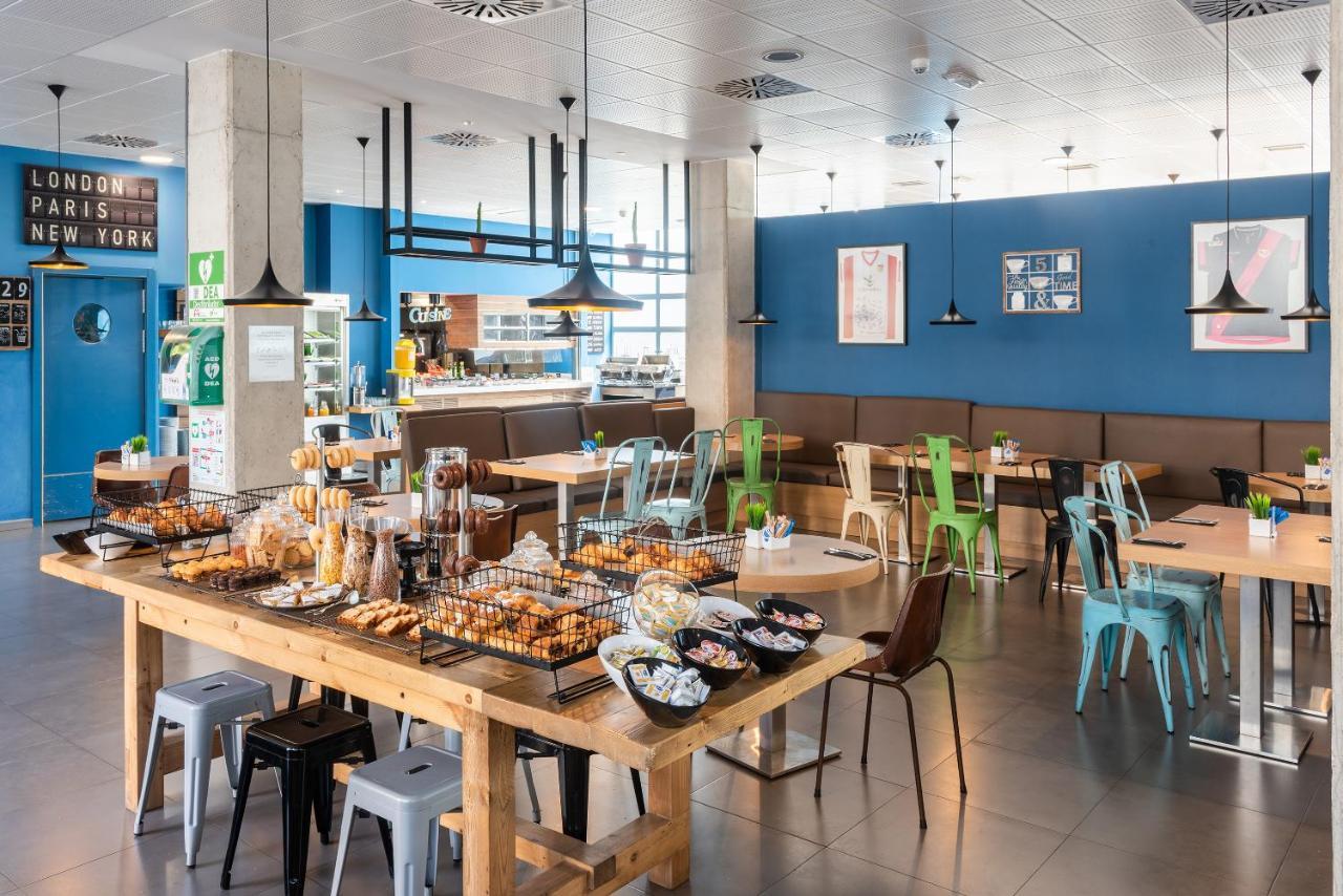 Madrid Airport Suites, Affiliated By Melia Exterior photo