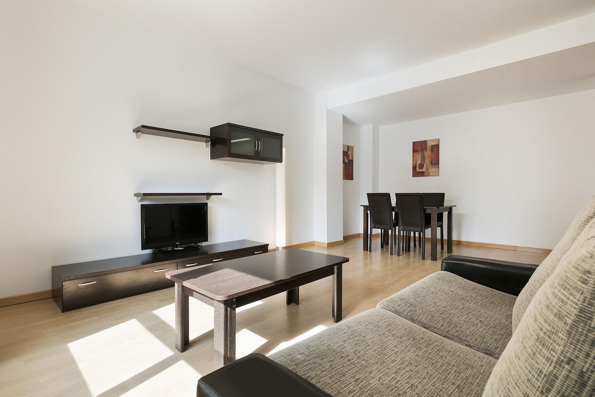 Madrid Airport Suites, Affiliated By Melia Exterior photo