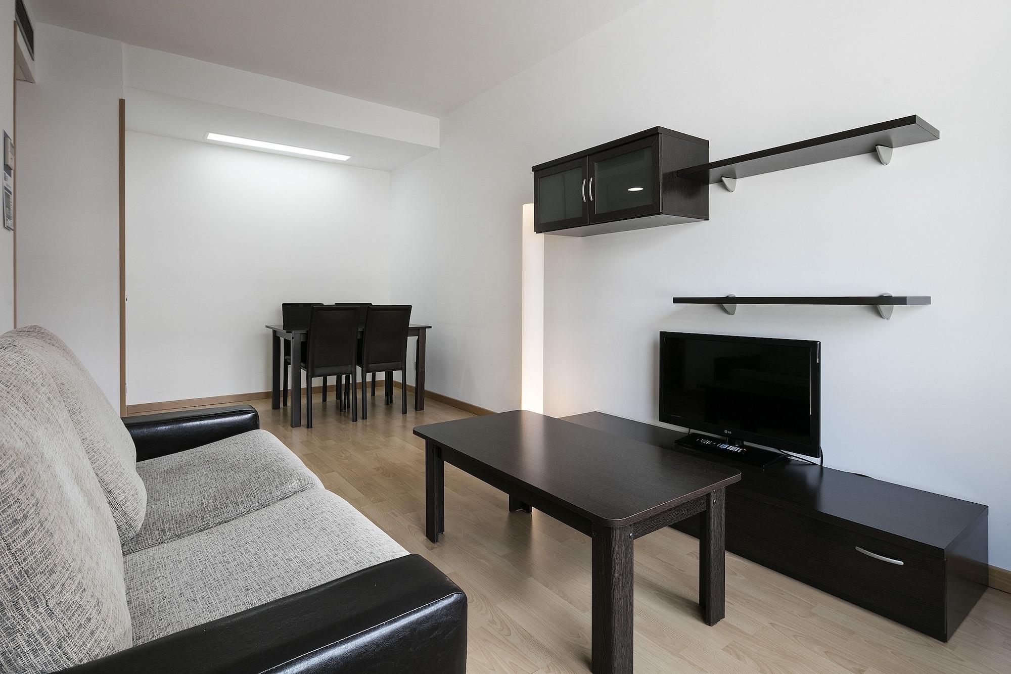 Madrid Airport Suites, Affiliated By Melia Exterior photo