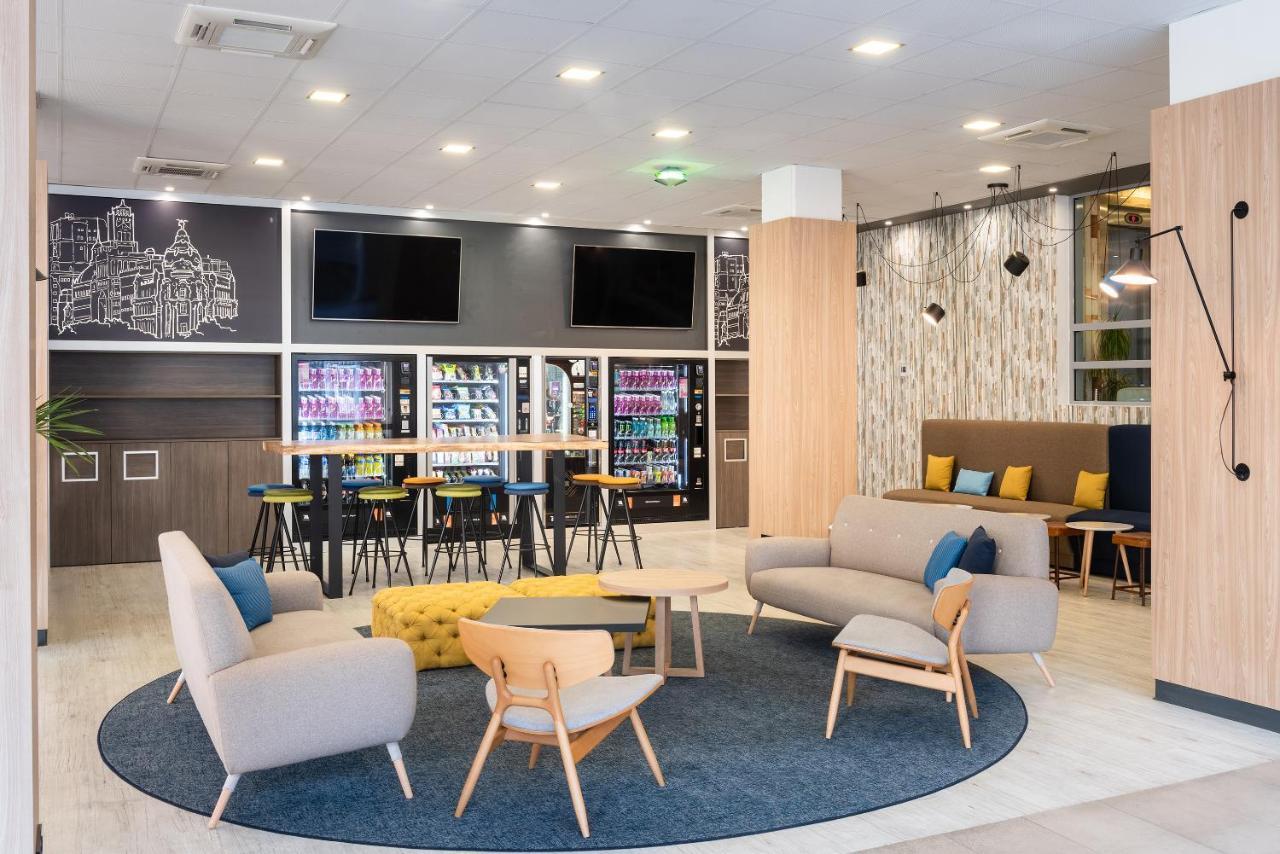 Madrid Airport Suites, Affiliated By Melia Exterior photo