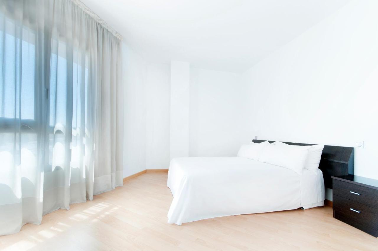 Madrid Airport Suites, Affiliated By Melia Room photo